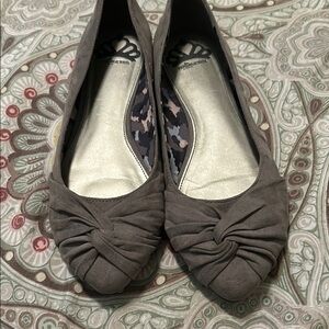 Women's Brown Flats